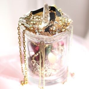 ☆ HOLLYWOOD GLAM MYSTERY JEWELRY JAR ✩₊˚₊♡ Vintage Jewelry Mix ☆